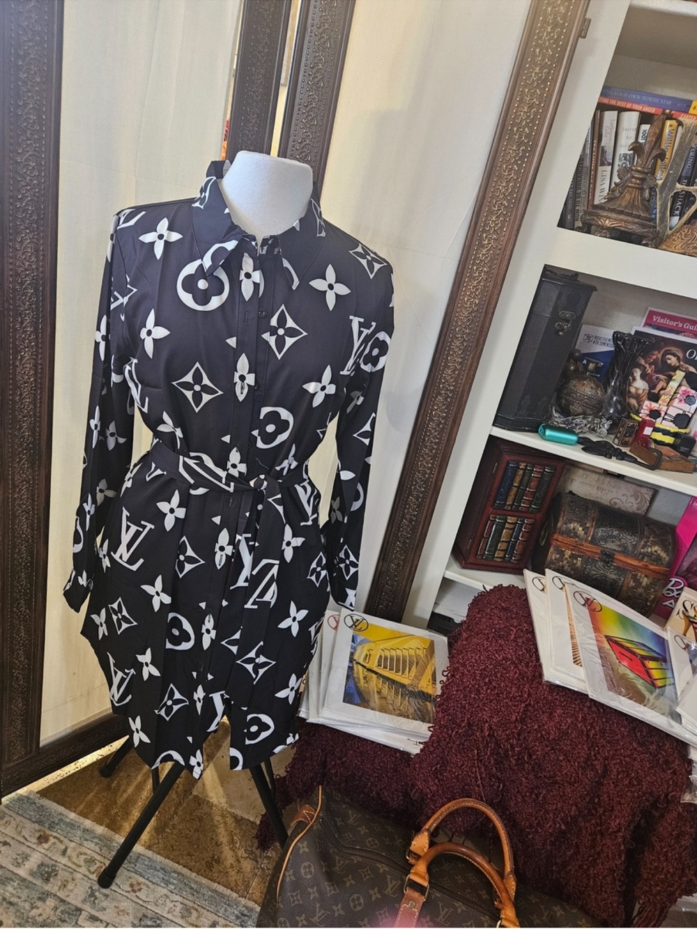 Black and White Printed Long Sleeve Shirt Dress with Self Tie